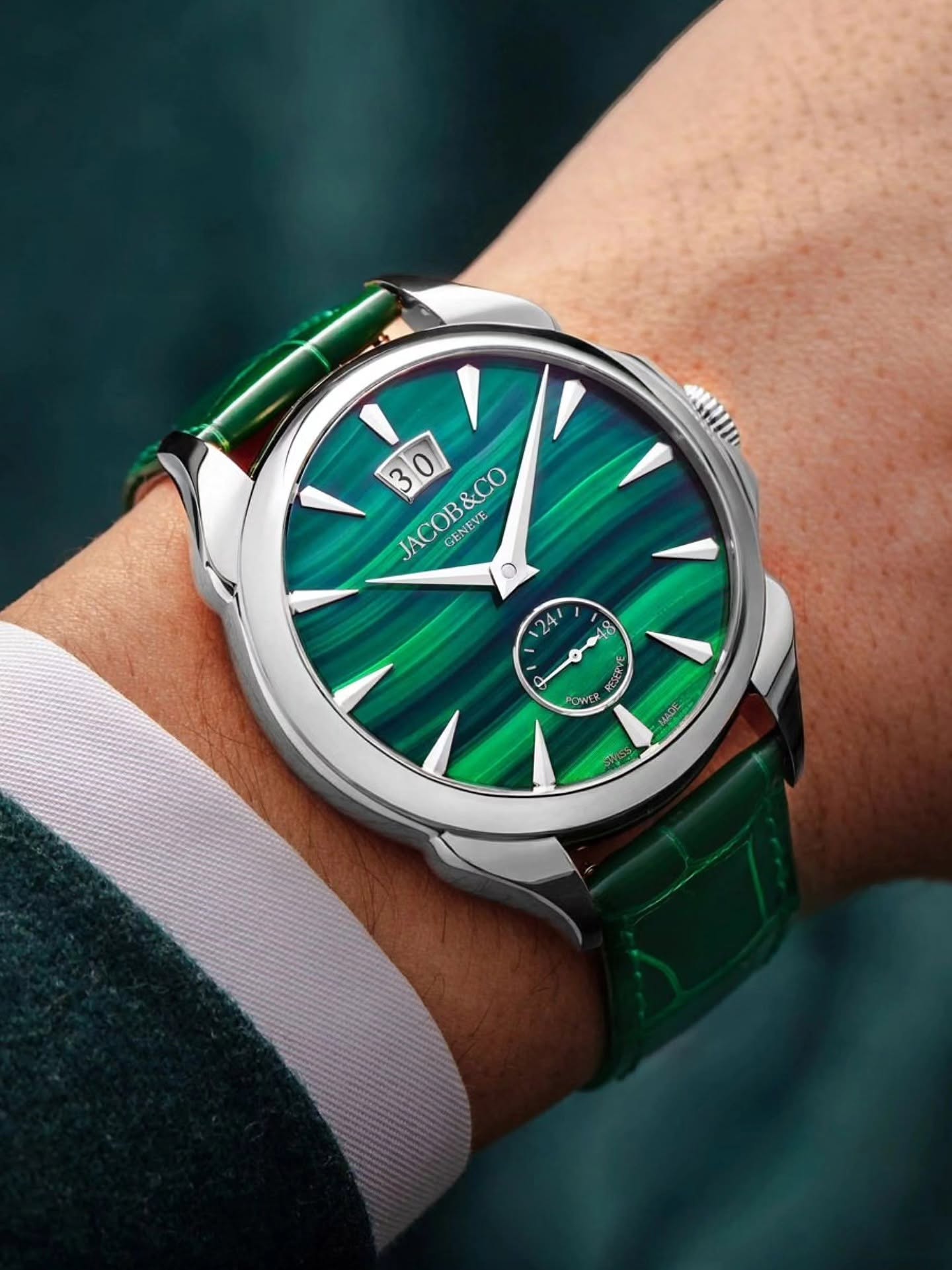 Palatial Classic Manual Big Date (42MM)
